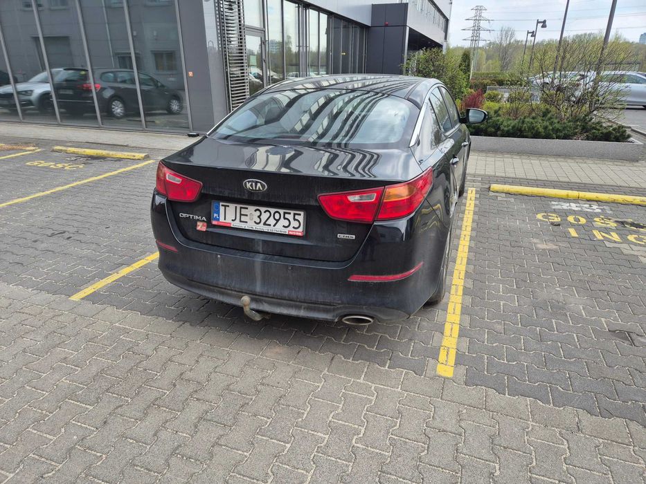 Kia Optima - uszkodzona