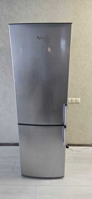 Холодильник Whirlpool WBE3414 TS