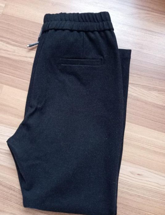 Теплі плотні брюки.