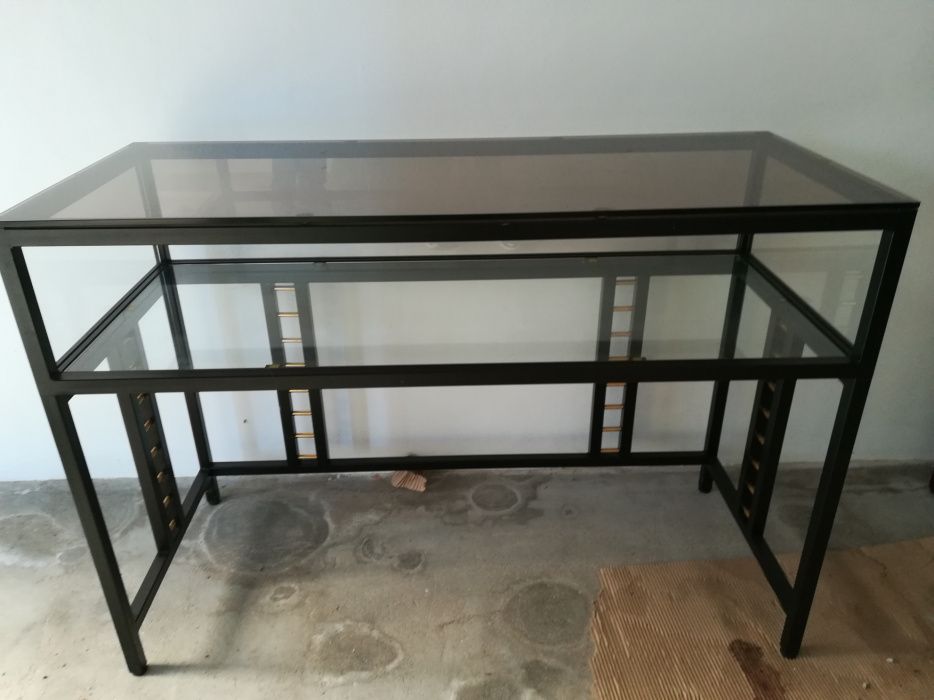 Balcão para comercio com estantes64862638496386120