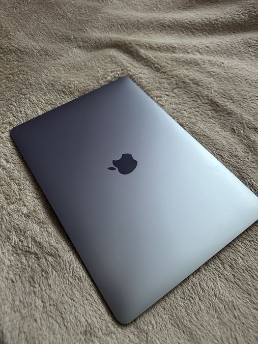 Macbook Air (2019 рік)