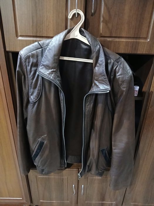 Кожана натуральна чоловіча куртка
