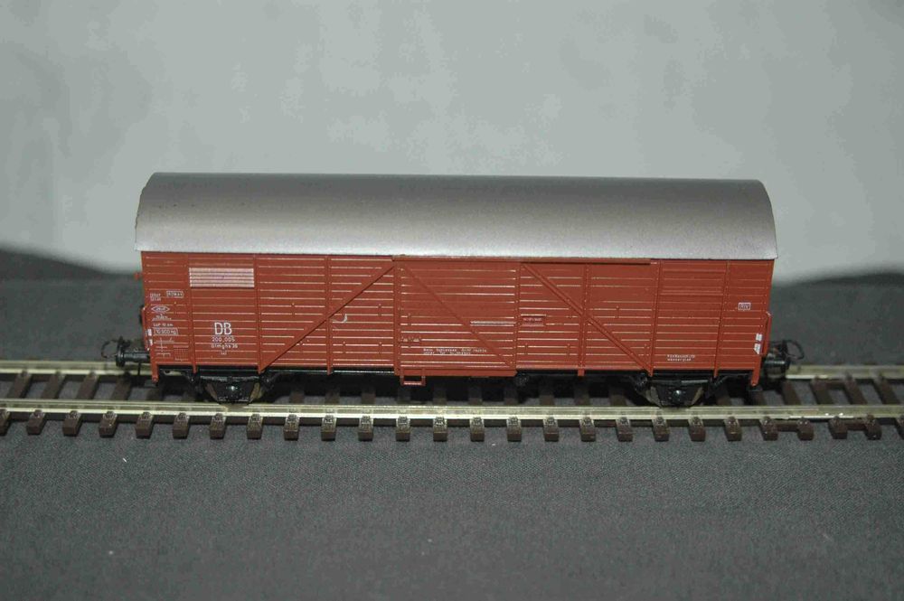 Vagão fechado (DB) ROCO HO