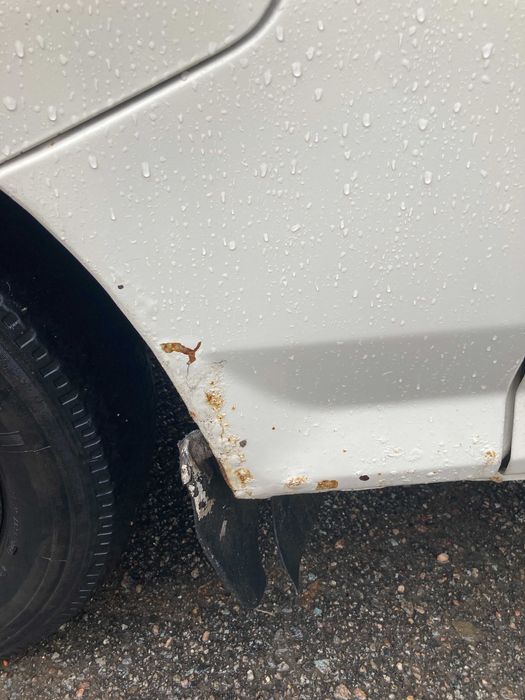 Міцубісі Л300 Mitsubishi L300 вантажопасажирський