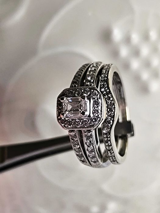 Pierścionek z obrączką i diamentami  VS-SI/H  / certyfikat