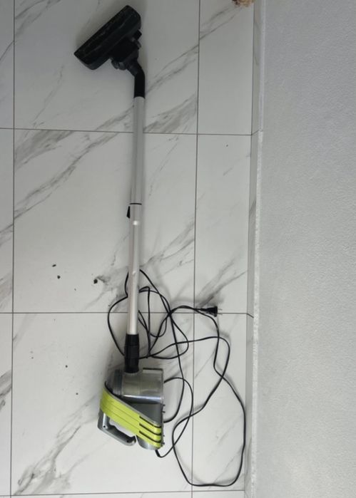 Aspirador vertical tristar