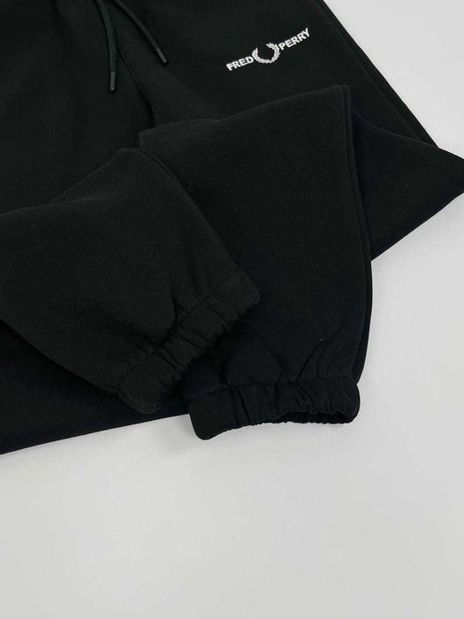 Штани Fred Perry