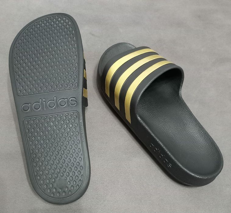 Нові Adidas Adilette Aqua