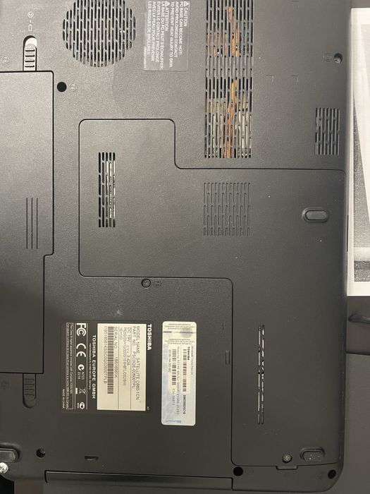 Toshiba satellite c660-1cn