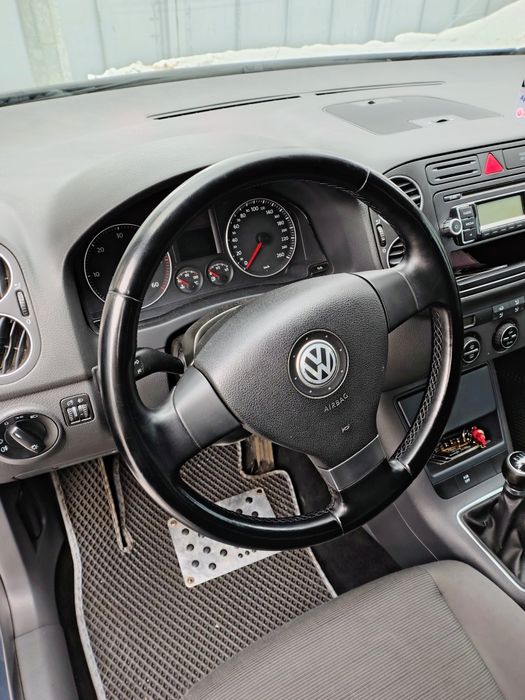 Продам власний автомобіль