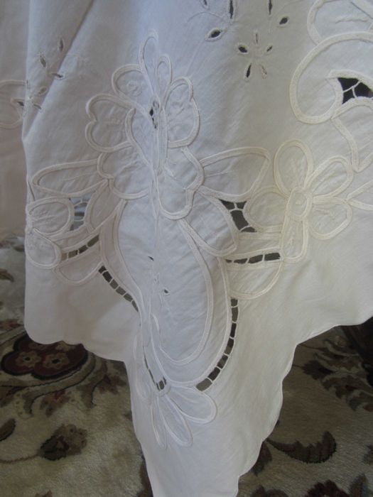 Bela Toalha Bordada Portuguesa-NOVA BAIXA de PREÇO