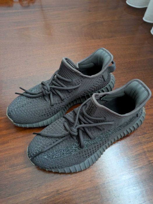 Adidas Yeezy mulher T38