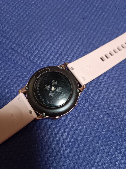 Смарт часы Samsung SM-R500 под ремонт.