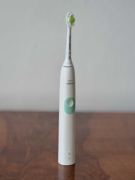 Szczoteczka Philips Sonicare HX680A Protective