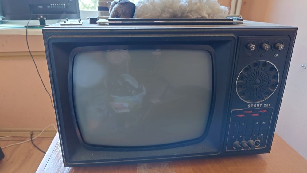 Telewizor kineskopowy