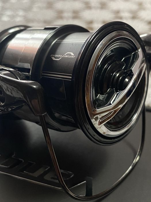 Kolowrotek spiningowy shimano vanquish 2500s