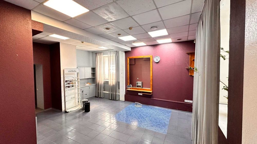Poslovni prostor, 100 m²