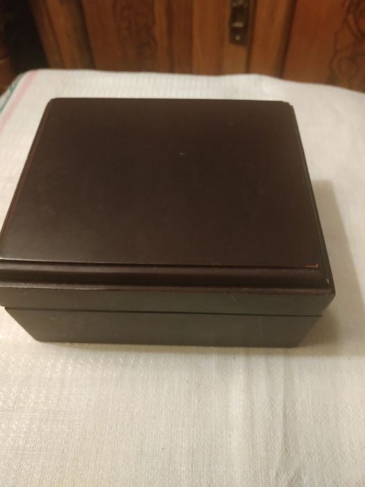 Шкатулка под дерево