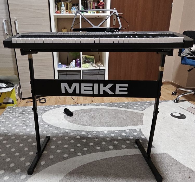 Keyboard Meike wraz ze stojakiem