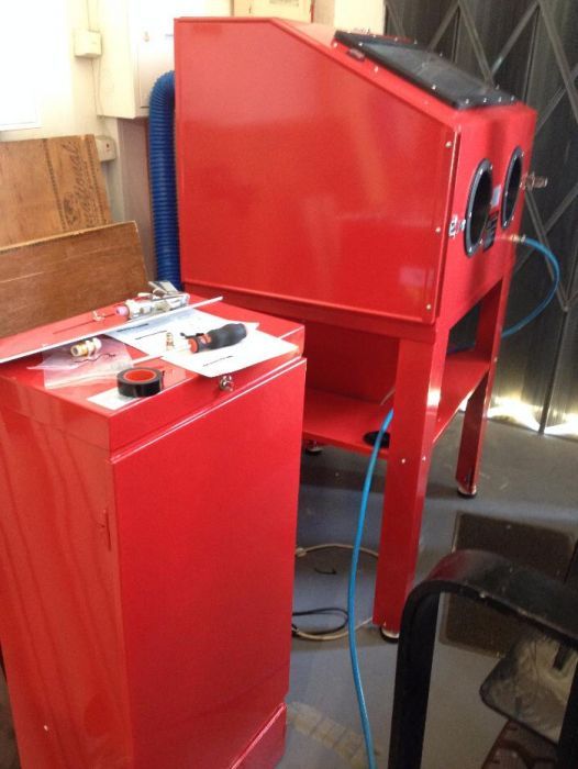 Cabina decapagem vertical de 220 litros sem armário recuperação poeira