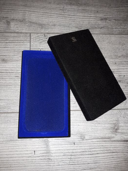 Продам  подарункові Коробки,мішечки,пакети від  різних  брендів