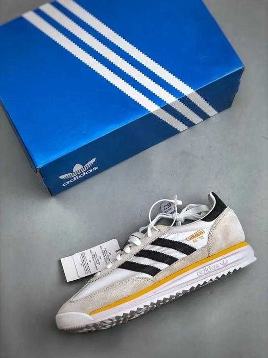 Жіночі кросівки Adidas Originals SL 72 РОЗПРОДАЖ НАЛОЖКА Адідас