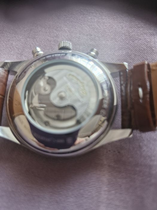 Хронограф-наручнии чоловічій  Longines- швейцарськии годинник.Новий..