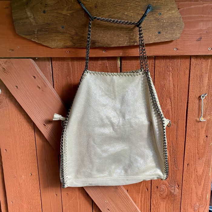 Shoperka „złota” na łańcuszku