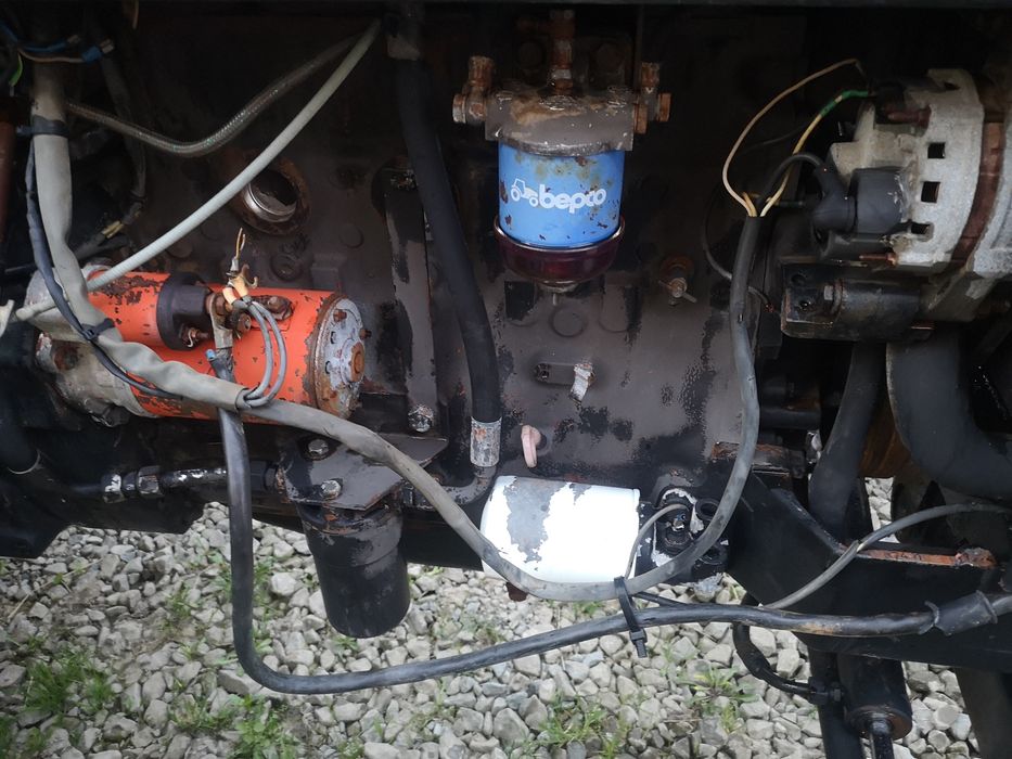 Traktor renault 681s na czesci