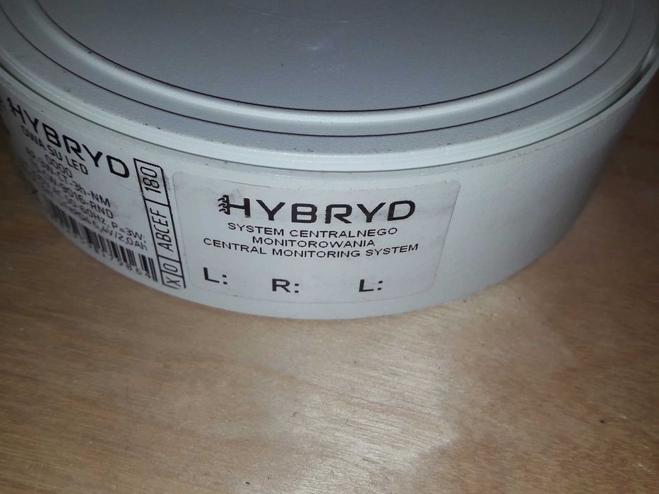 Oświetlenie awaryjne i ewakuacyjne Oprawa awaryjna OWA SU