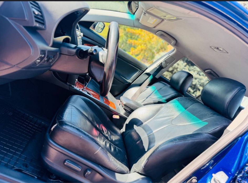 Продам тайоту камрі 40