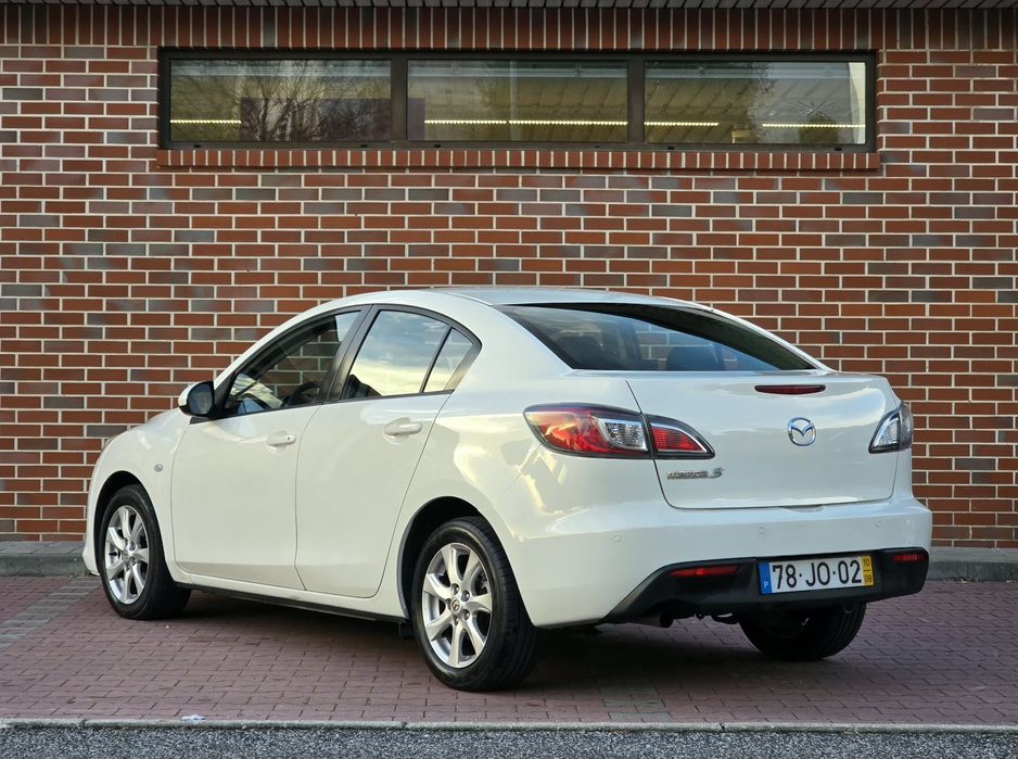 Mazda 3 Sedan 1.6 MZR 110cv