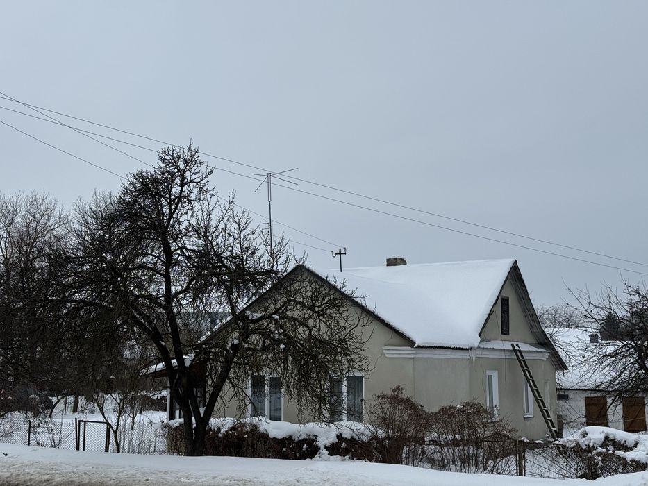 Продам будинок 96,2 м2 в центрі Радивилова вул. Соборна