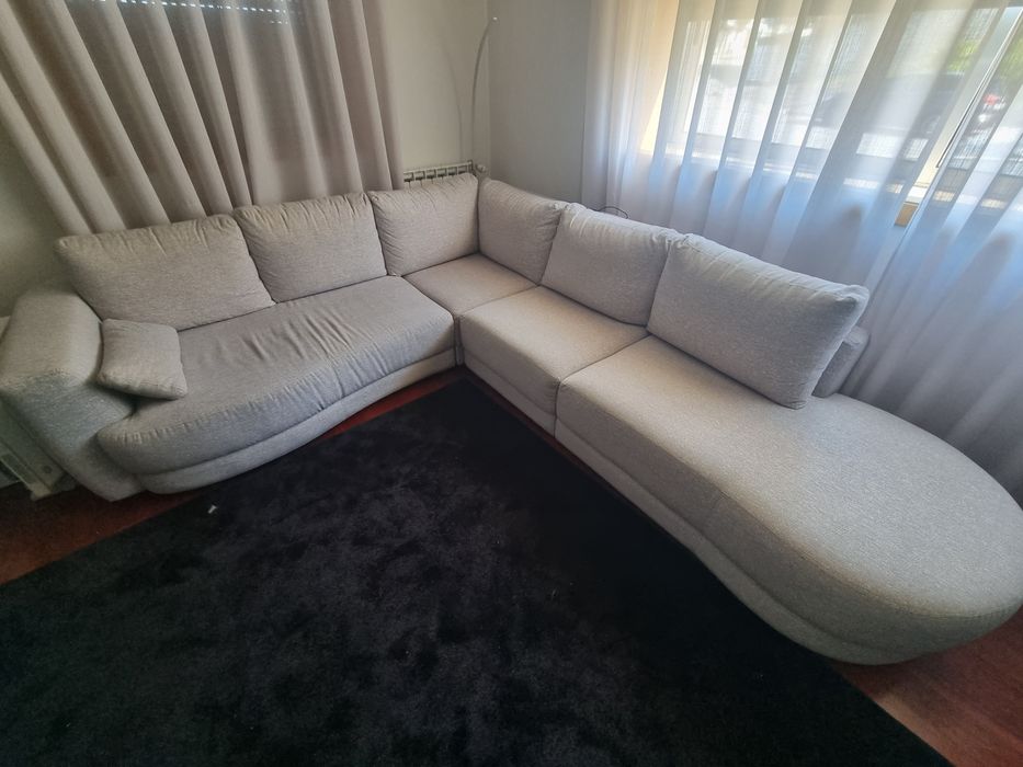 Sofá em L modular