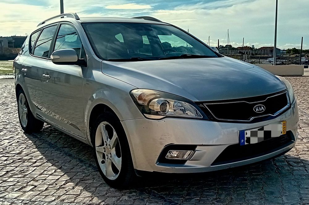 KIA CEED SW EXCELENTE Estado