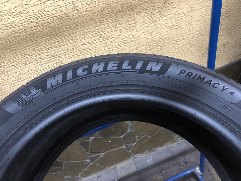 Літні шини 235/50 R19 (103V) MICHELIN
