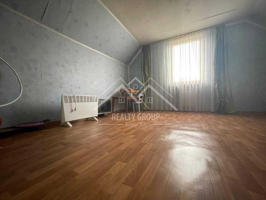 Продаж великого і чудового будинку у ЦМ районі (Pit-Stop)