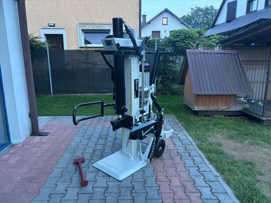 Wynajem busów, sprzętu budowlanego - ogrodniczego.