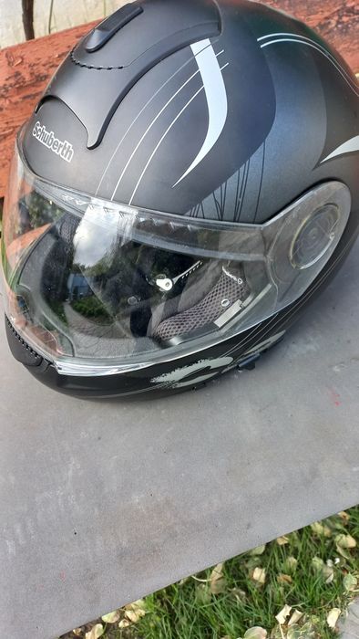Мотошолом  Schuberth