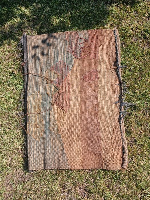 Tapeçaria artesanal de parede (art de la table /  1970 ou 1980):
Belíssima peça em perfeito estado de conservação .
Medidas: 100/75cm