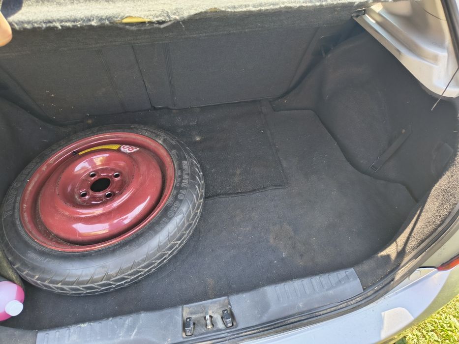 Honda Civic VII 1.4 LPG | Uszkodzona |
