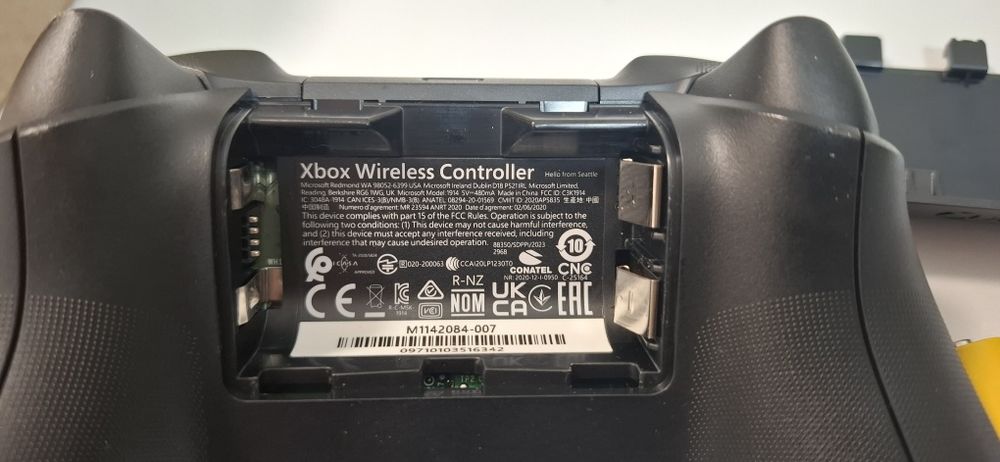 Xbox series S/X джойстик/геймпад