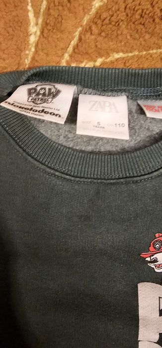 Dres w kolorze zielonym,