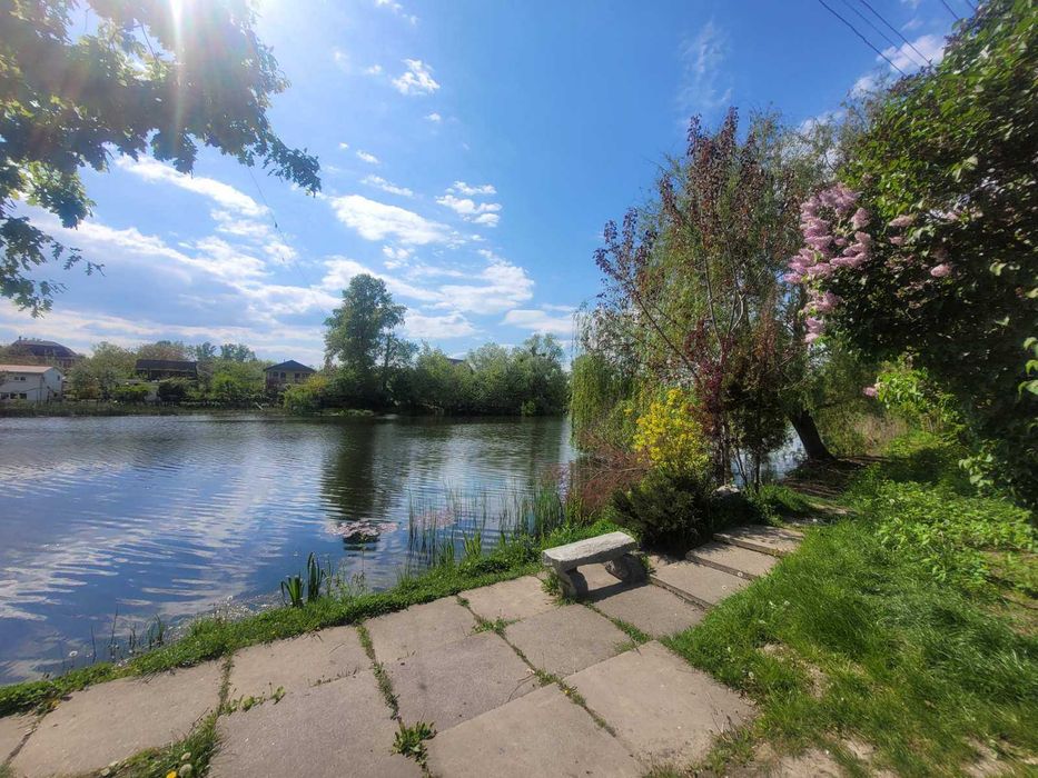 Русановские Сады. Дом 150 кв. До 20 человек.