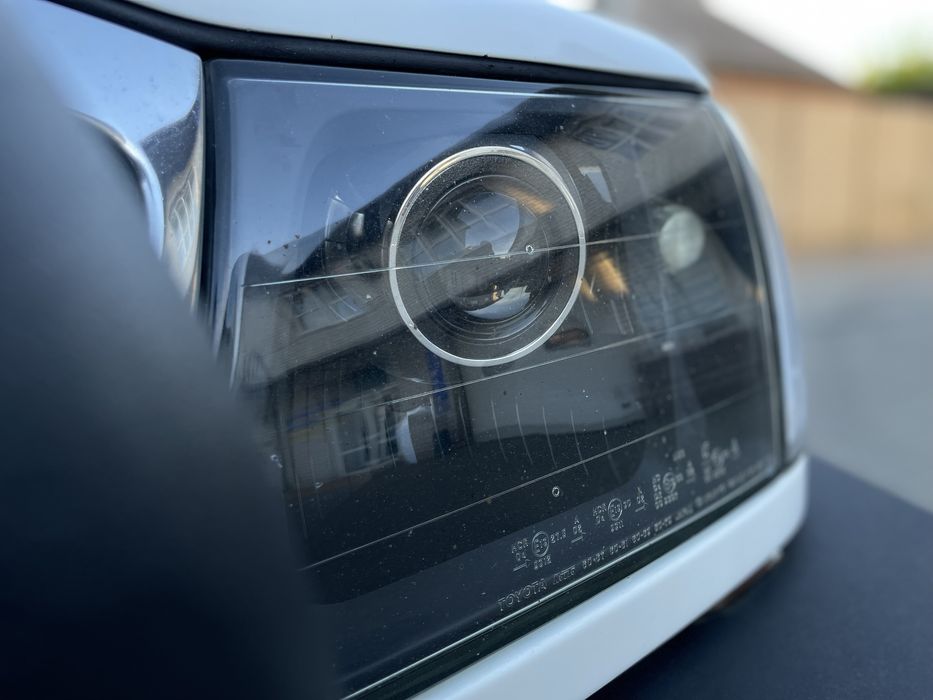 Toyota Land Cruiser 100