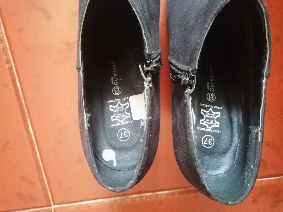 Botins em excelente estado