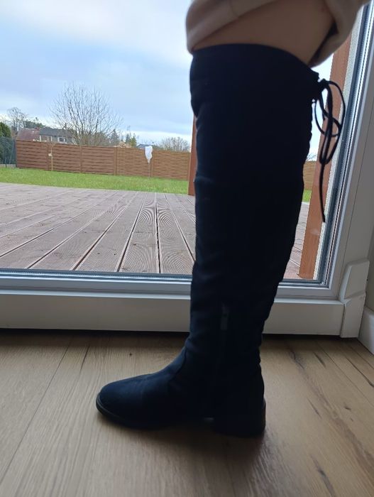 Granatowe zamszowe kozaki 37