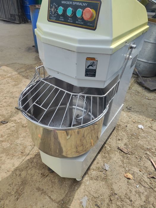 Mikser spiralny mieszalnik do ciast 50l
