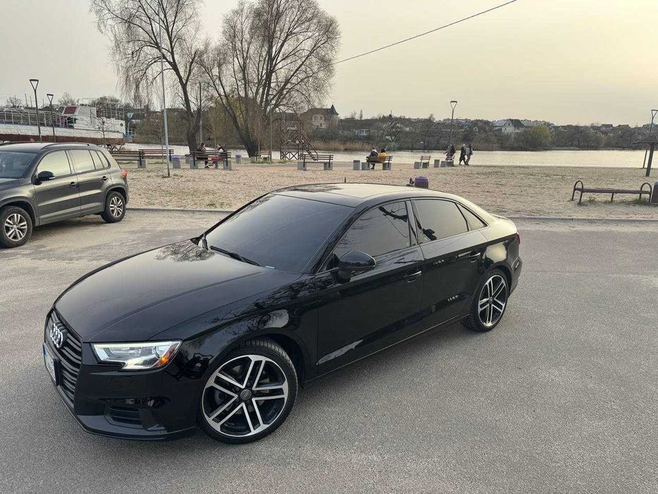Продам AUDI A3 2019