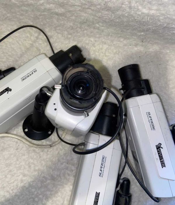 IP-камери Vivotek IP8151 з об'єктивами Computar/Fujinon